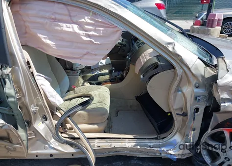 2006 Honda Accord 2.4 Ex from USA, damaged, VIN 1HGCM56796A095164